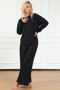 Poshli Luxe Two-Piece Lounge Set