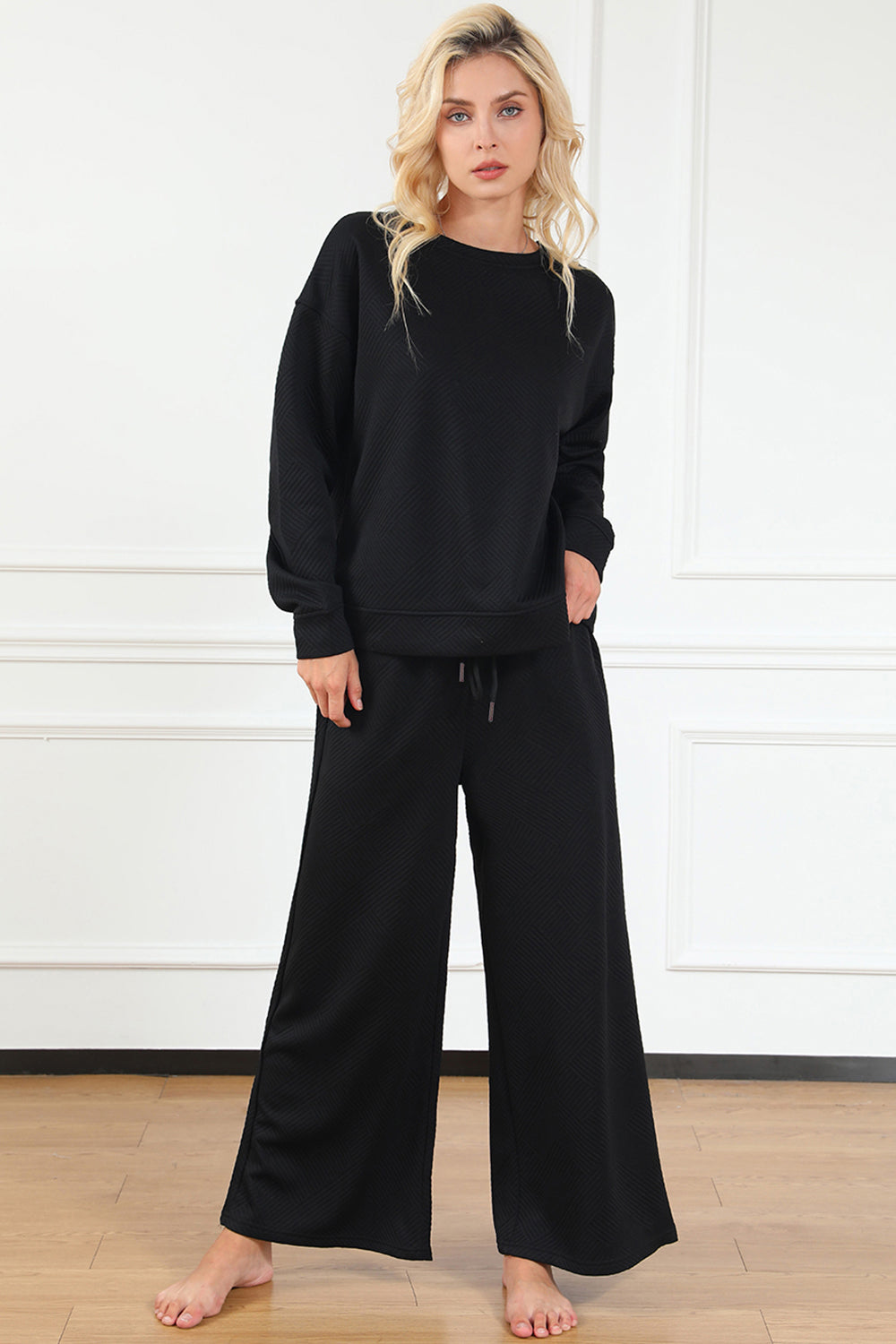 Poshli Luxe Two-Piece Lounge Set
