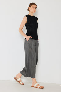 Marina West Elegance Pleated Wide-Leg Pants