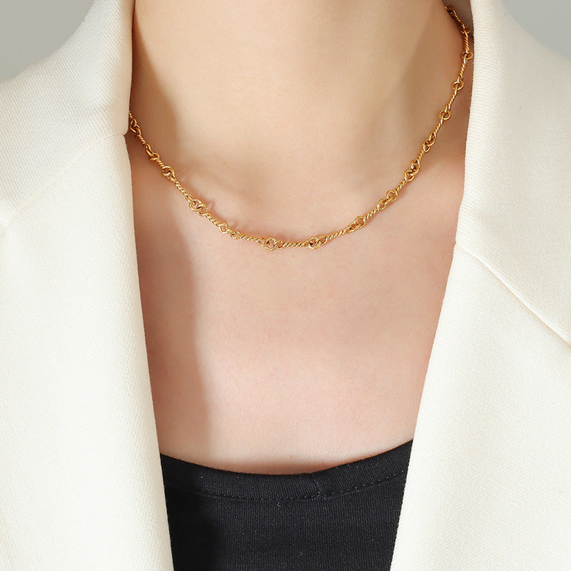 Golden Embrace Chain Link Necklace