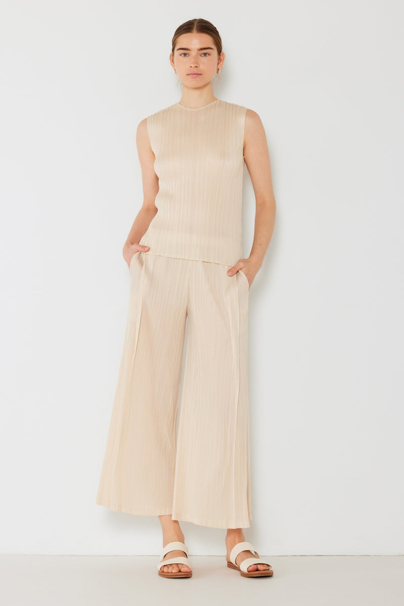 Marina West Elegance Pleated Wide-Leg Pants