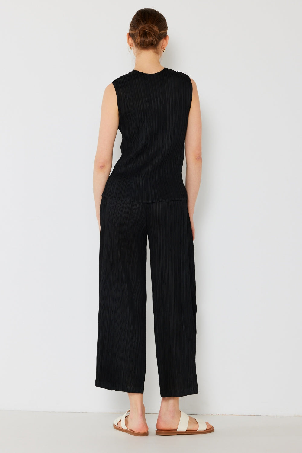 Marina West Elegance Pleated Wide-Leg Pants