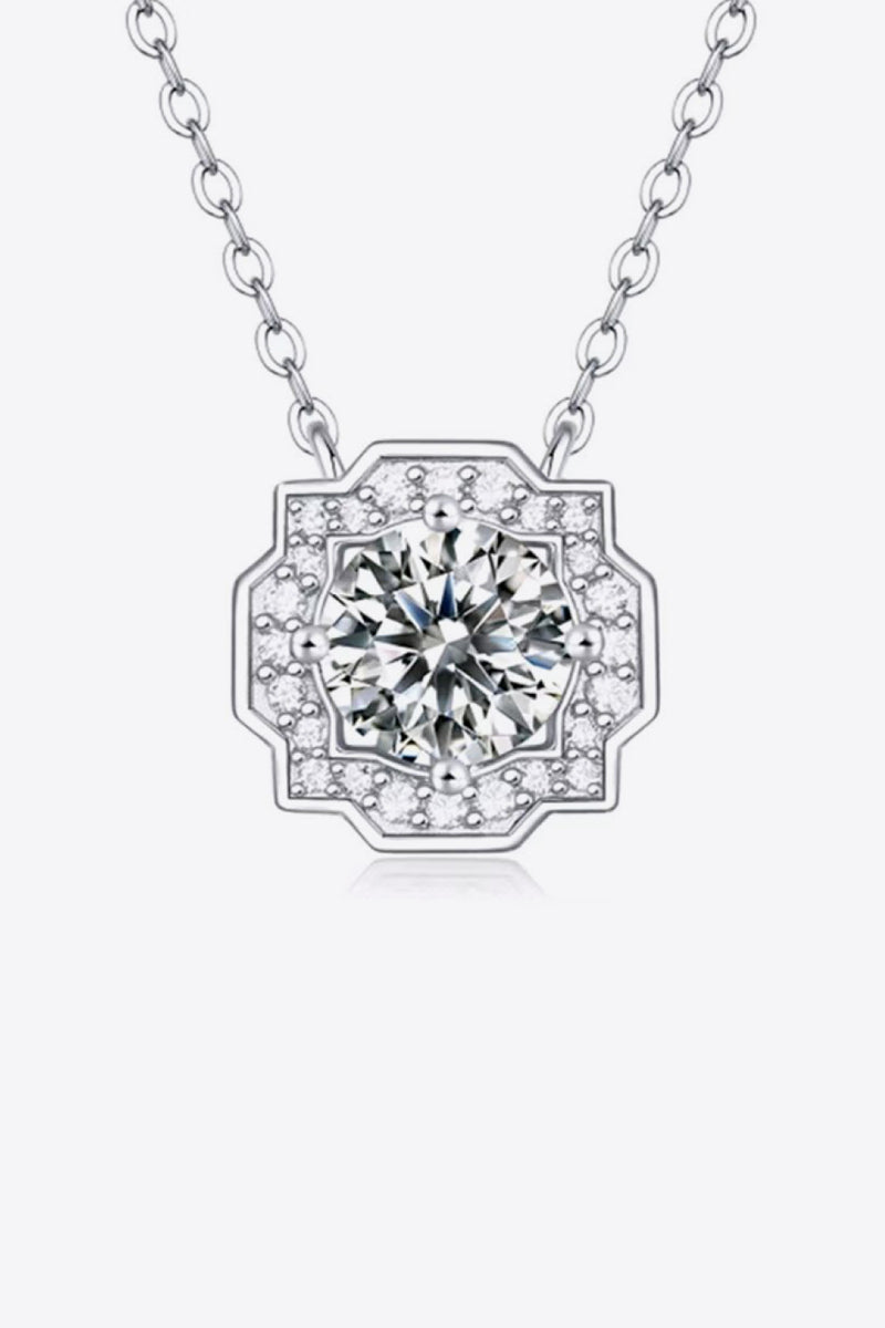 Poshli Boutique's Elegant Moissanite Flower Pendant Necklace